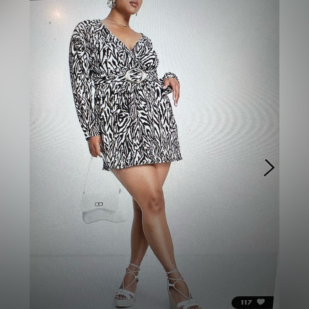 ASOS CURVE TEXTURED LONG SLEEVE WRAP MINI DRESS W TORTOISE SHELL BELT MONO ZEBRA